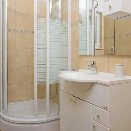 Ivan Apartman