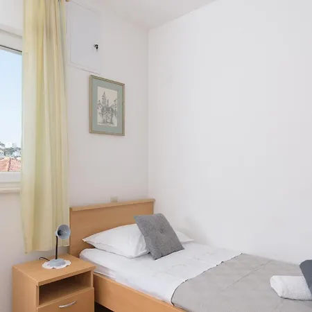 Ivan Apartament *